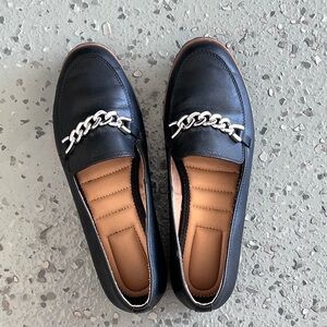 Me Too Black Leather Chain Flats